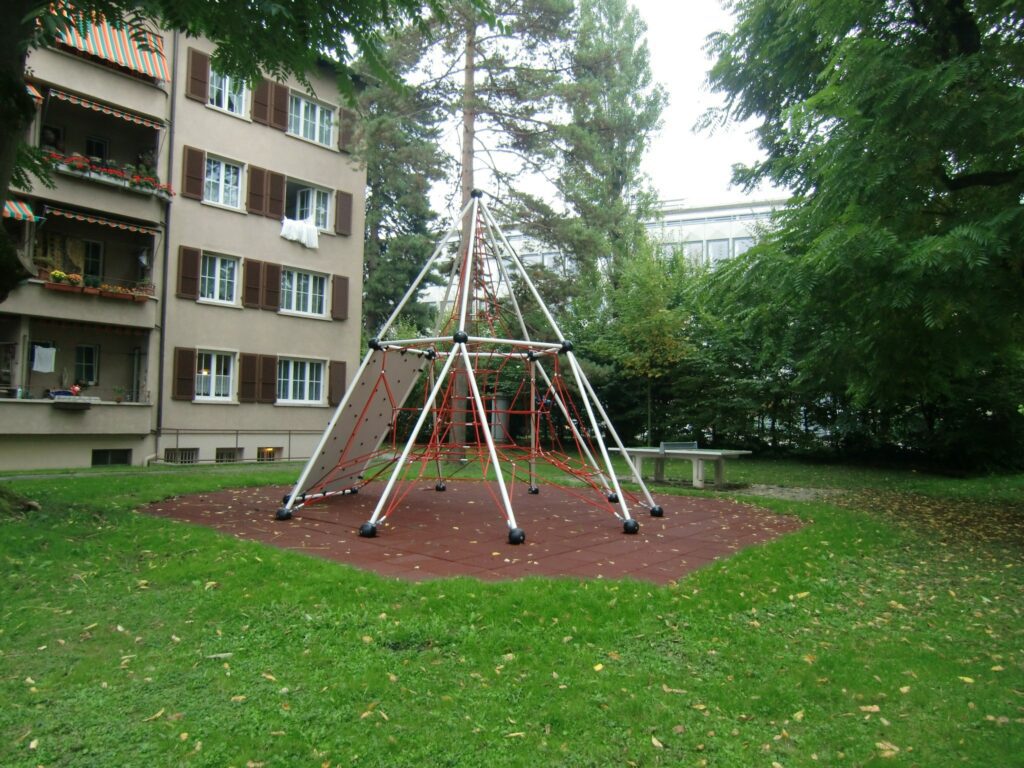 Skyclimber-Kinderland-Basel