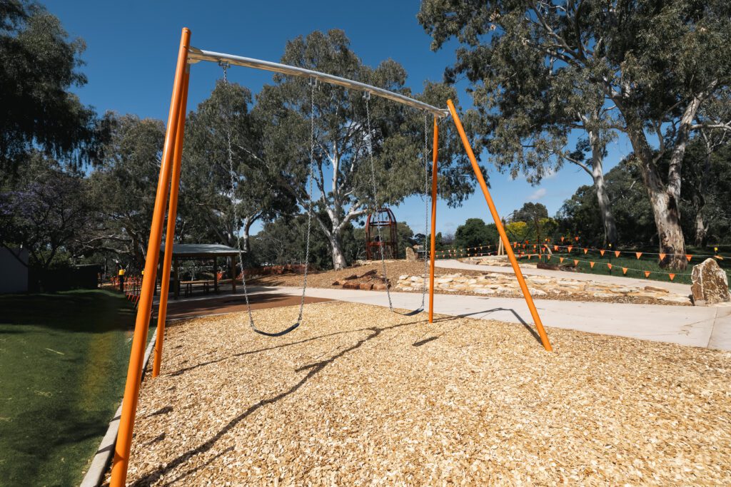 Dunstan Adventure Playground_Super Mega 2 Bay Swing